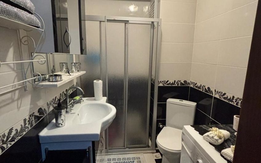 istanbul Bahçelievler kocasinan mah de satılık 90m² 2+1-1.kat daire