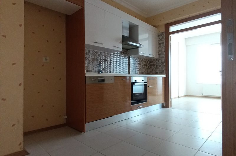 Arnavutköy hadımköy mah de  havalimanına yakın site içinde kiralık 115 m² 2+1 – 5. kat daire