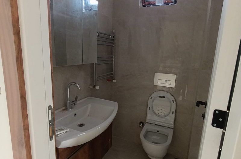 istanbul Arnavutköy Hadımköy mah de butik site içinde satılık net 260 m² 7+1 – sıfır lüks 4 katlı villa