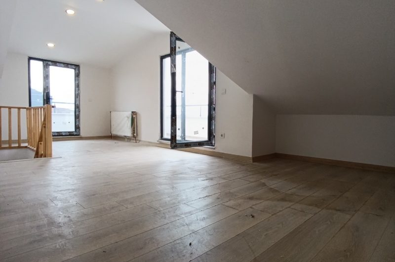 istanbul Arnavutköy Haraççı mah de butik site içinde satılık 210 m² 6+1 – dubleks.kat daire