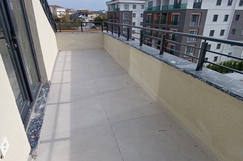 istanbul Arnavutköy Hadımköy mah de butik site içinde satılık net 260 m² 7+1 – sıfır lüks 4 katlı villa