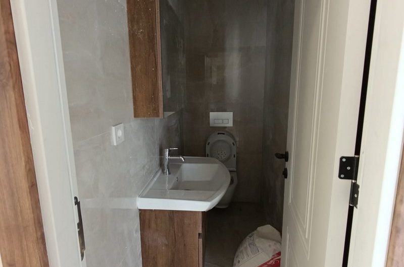 istanbul Arnavutköy Hadımköy mah de butik site içinde satılık net 260 m² 7+1 – sıfır lüks 4 katlı villa