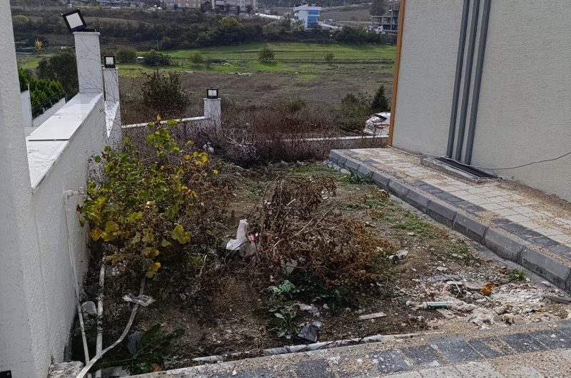 istanbul Arnavutköy Hadımköy mah de butik site içinde satılık net 260 m² 7+1 – sıfır lüks 4 katlı villa