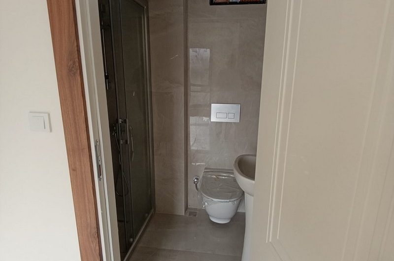 istanbul Arnavutköy Hadımköy mah de butik site içinde satılık net 260 m² 7+1 – sıfır lüks 4 katlı villa