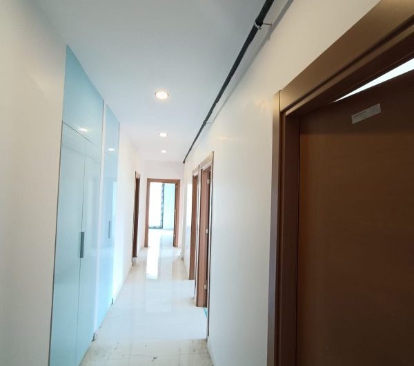 istanbul Arnavutköy Haraççı mah de butik site içinde satılık 130 m² 3+1 – giriş.kat daire