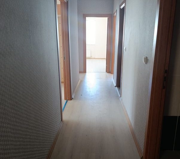 Arnavutköy hadımköy mah de  havalimanına yakın site içinde satılık 150 m² 3+1 – 8. kat daire