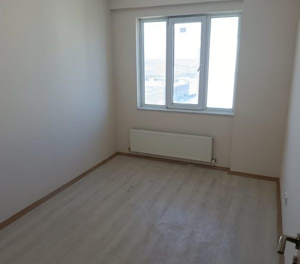 Arnavutköy hadımköy mah de  havalimanına yakın site içinde kiralık 150 m² 3+1 -4. kat daire