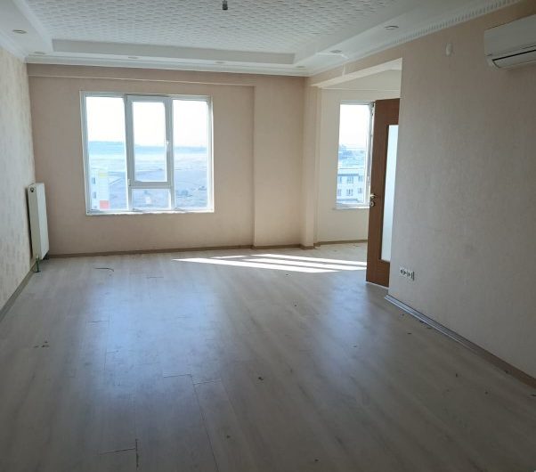 Arnavutköy hadımköy mah de  havalimanına yakın site içinde kiralık 150 m² 3+1 -4. kat daire