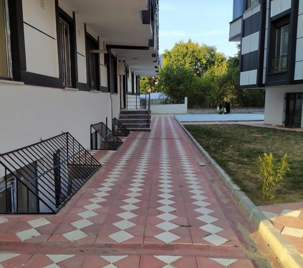 haraççı mah de  havalimanına yakın butik site içinde kiralık 85 m² 2+1 – ters dubleks.kat daire