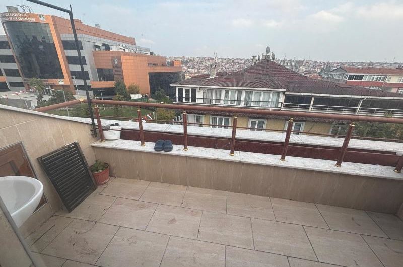 istanbul Bahçelievler kocasinan mah de kiralık 140m² 4+1-dubleks kat daire