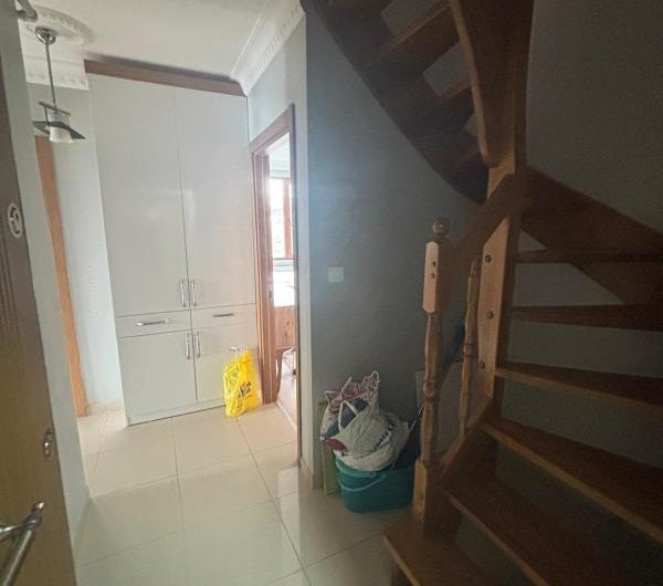 istanbul Bahçelievler kocasinan mah de kiralık 140m² 4+1-dubleks kat daire