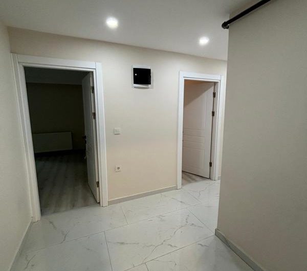 istanbul Bahçelievler Şirinevler mah de Butik site içi Satılık 125m² 3+1- sıfır lüks 4. kat daire