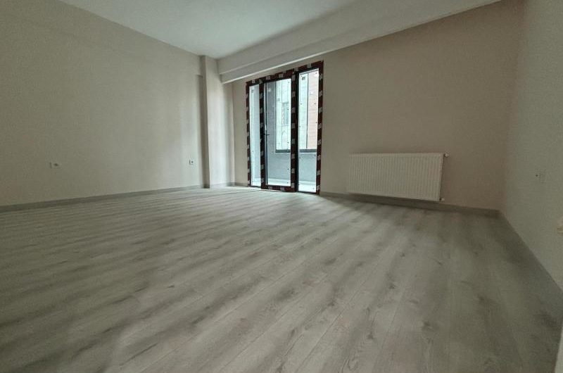 istanbul Bahçelievler Şirinevler mah de Butik site içi Satılık 125m² 3+1- sıfır lüks 4. kat daire