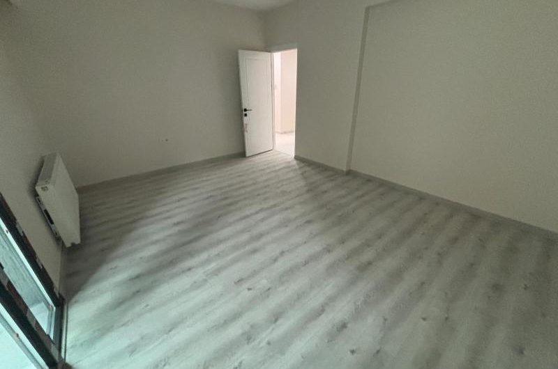 istanbul Bahçelievler Şirinevler mah de Butik site içi Satılık 125m² 3+1- sıfır lüks 4. kat daire