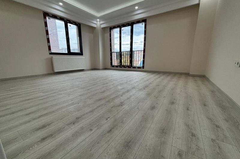 istanbul Bahçelievler Şirinevler mah de Butik site içi Satılık 125m² 3+1- sıfır lüks 4. kat daire