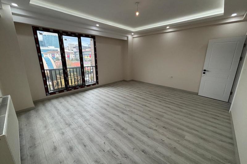istanbul Bahçelievler Şirinevler mah de Butik site içi Satılık 125m² 3+1- sıfır lüks 4. kat daire