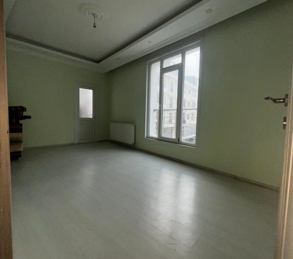 istiklal mah de havalimanına yakın satılık 85m² 2+1 –1.kat daire