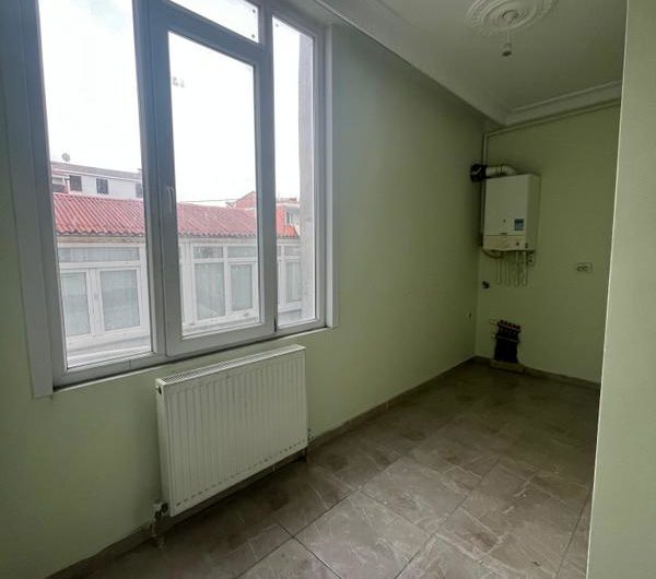 istiklal mah de havalimanına yakın satılık 85m² 2+1 –1.kat daire