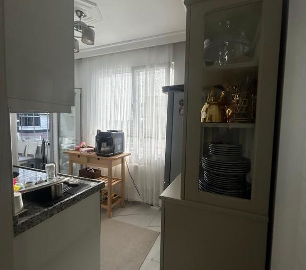 istanbul Arnavutköy islambey mah de satılık 160 m² 4+1 -dubleks.kat daire