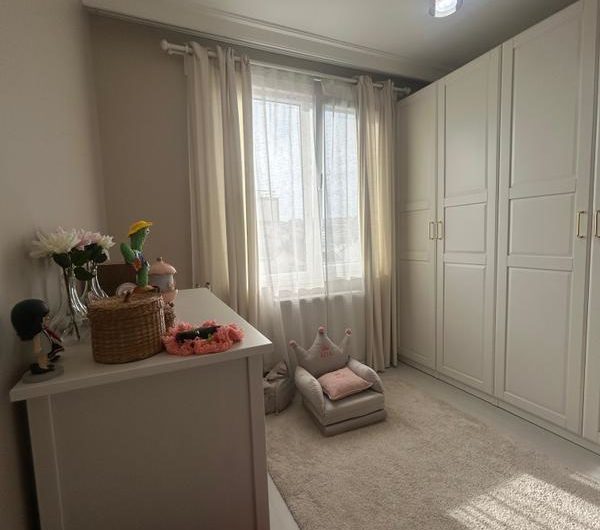istanbul Arnavutköy islambey mah de satılık 160 m² 4+1 -dubleks.kat daire