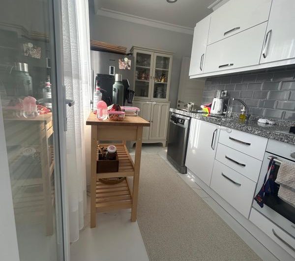 istanbul Arnavutköy islambey mah de satılık 160 m² 4+1 -dubleks.kat daire