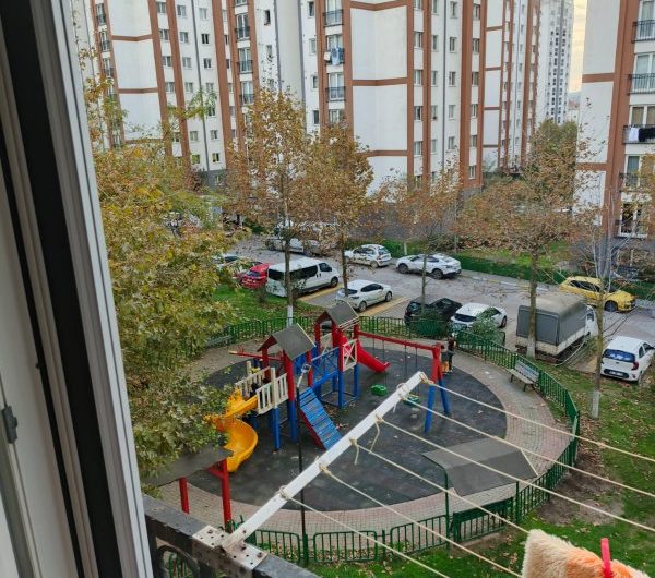 istanbul Arnavutköy hadımköy mah de havalimanına yakın site içinde satılık 75 m² 2+1 – 2. kat daire