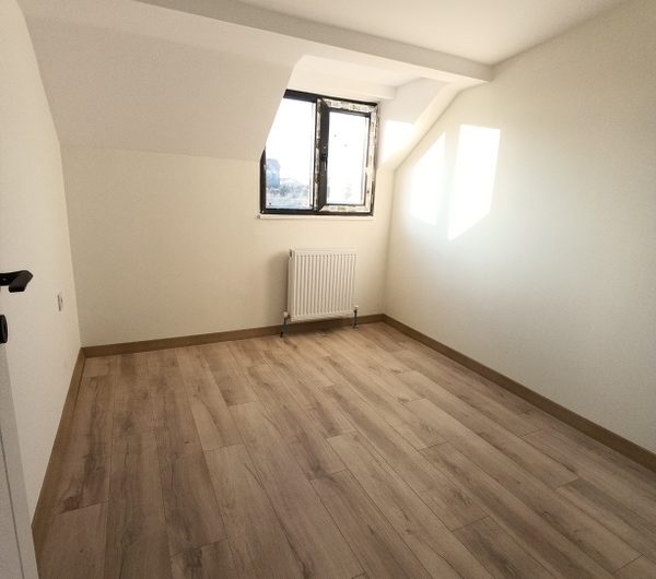 istanbul Arnavutköy Hadımköy mah de satılık 160 m² 5+1+ebeveynbanyolu sıfır lüks dubleks kat daire