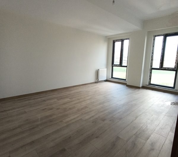 istanbul Arnavutköy Hadımköy mah de satılık 160 m² 5+1+ebeveynbanyolu sıfır lüks dubleks kat daire