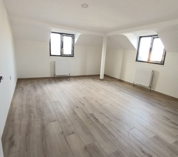 istanbul Arnavutköy Hadımköy mah de satılık 220 m² 6+1+ebeveymbanyolu sıfır lüks dubleks kat daire