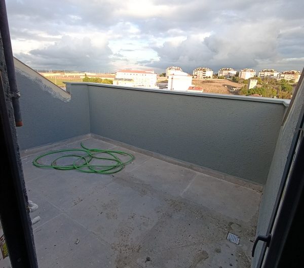 istanbul Arnavutköy Hadımköy mah de satılık 220 m² 6+1+ebeveymbanyolu sıfır lüks dubleks kat daire