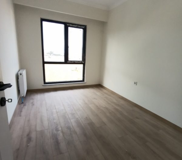 istanbul Arnavutköy Hadımköy mah de satılık 220 m² 6+1+ebeveymbanyolu sıfır lüks dubleks kat daire