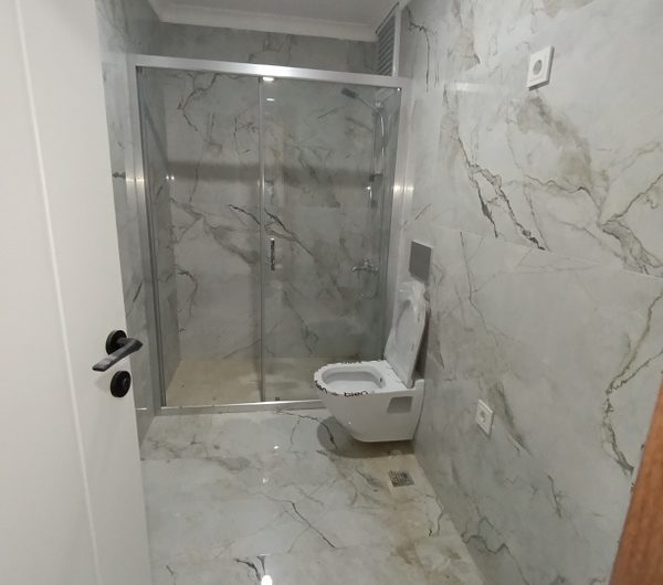 istanbul Arnavutköy Hadımköy mah de satılık 220 m² 6+1+ebeveymbanyolu sıfır lüks dubleks kat daire