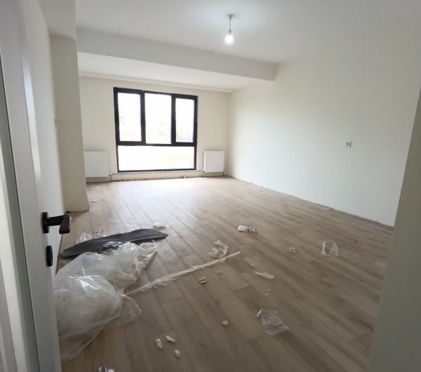 istanbul Arnavutköy Hadımköy mah de satılık 120 m² 3+1 +ebeveyn banyolu sıfır lüks 3.kat daire