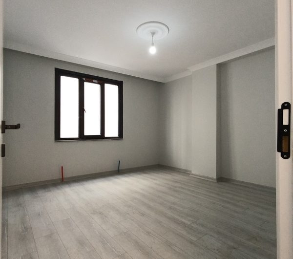istanbul Arnavutköy Anadolu mah de havalimanına yakın satılık 98 m² 2+1 –ebeveyn banyolu 2. kat daire