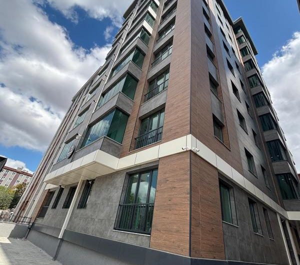 istanbul Bahçelievler Şirinevler mah de kiralık 85m² 2+1- yüksek giriş kat daire