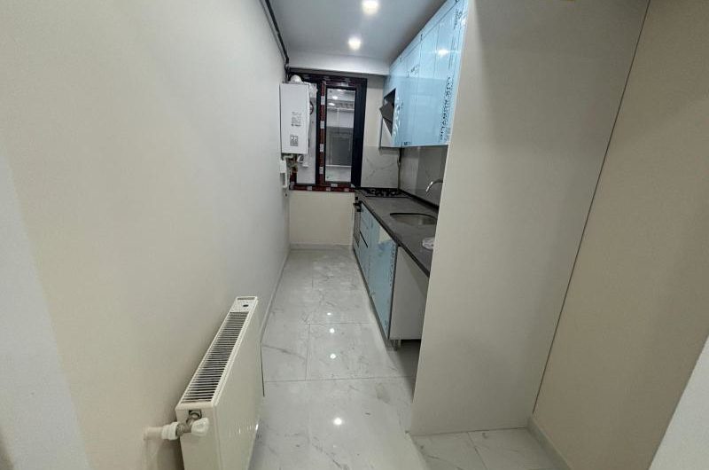 istanbul Bahçelievler Şirinevler mah de kiralık 85m² 2+1- yüksek giriş kat daire