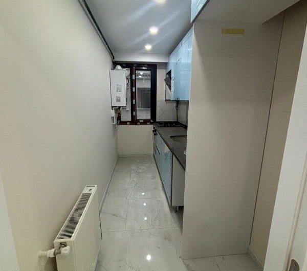 istanbul Bahçelievler Şirinevler mah de kiralık 85m² 2+1- yüksek giriş kat daire