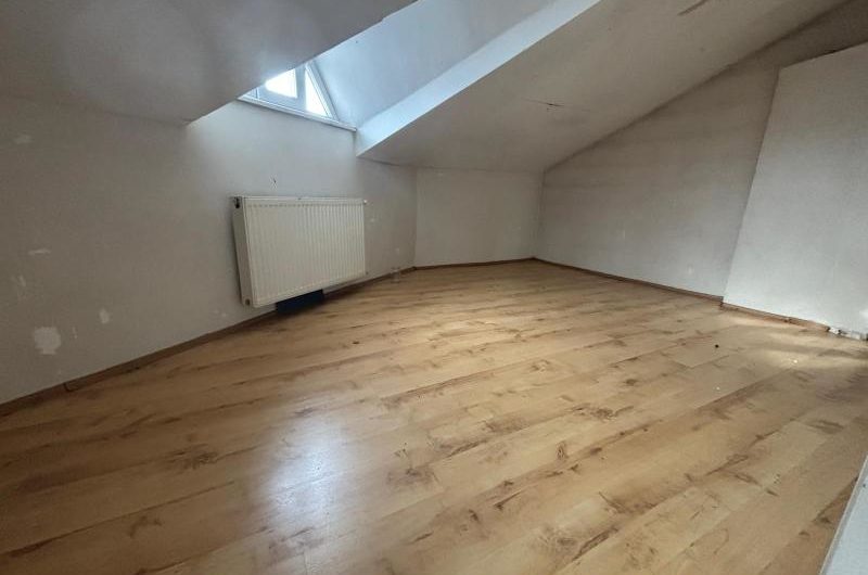 istanbul Bahçelievler cumhuriyet mah de kiralık 130m² 4+1-dubleks kat daire