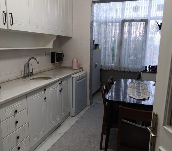 istanbul Arnavutköy Adnan menderes mah de havalimanına yakın satılık 227 m² 5+2–2 katlı müstakil Ev